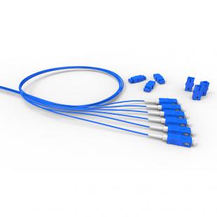 FETLPIEO-025-0 - EXTENSAO MONOFIBRA CONECTORIZADA SM BLI G-657A2 SC-APC 1.5m C/ ADAPT. - LSZH - BRANCO - D0.9 (2 PCS) - 35260906 - LIGHTERA